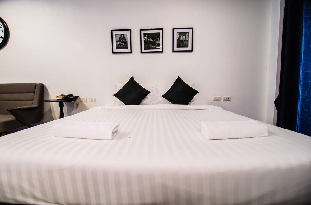 Chic Boutique Hotel Phuket Esterno foto