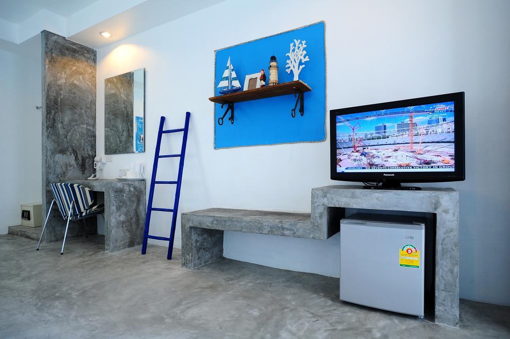 Chic Boutique Hotel Phuket Esterno foto
